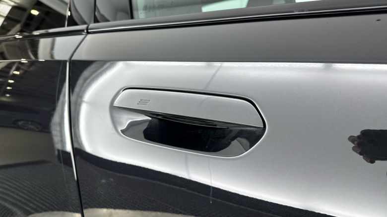 BMW 5 Series 550e xDrive M Sport Pro 4dr Auto [Tech+/Comfort+] Saloon